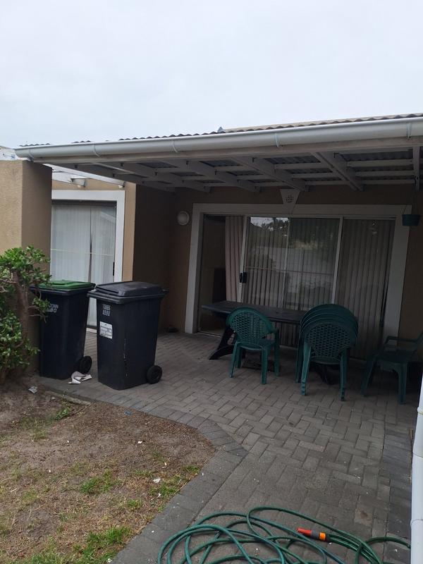 3 Bedroom Property for Sale in Plattekloof Glen Western Cape